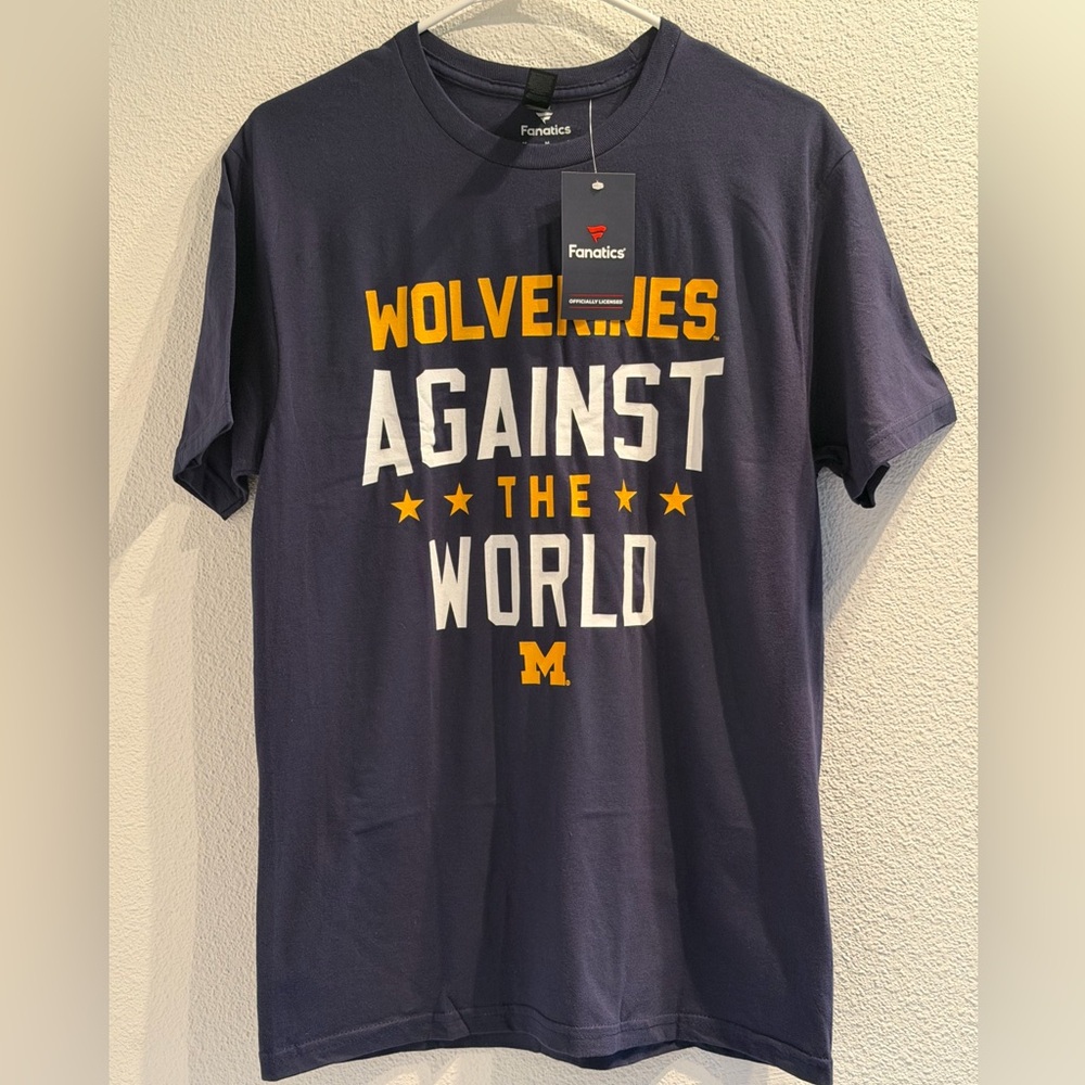 NWT‎ Michigan Wolverine's Against the World Fanatics T-Shirt Mens M Navy Blue